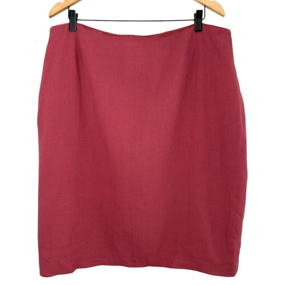 Lafayette 148 New York Dresses & Skirts - LAFAYETTE 148 New York 100% Virgin
Wool Cherrywood Skirt size 18